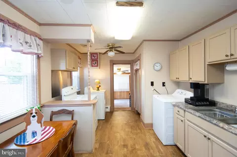 Entry Way - 202 Rambler Rd, Cambridge, MD 21613 photo 1 of 5