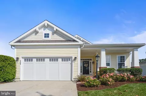 208 Regulator Dr S, Cambridge, MD 21613