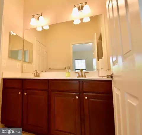 Bath - 208 Regulator Dr S, Cambridge, MD 21613 photo 1 of 4