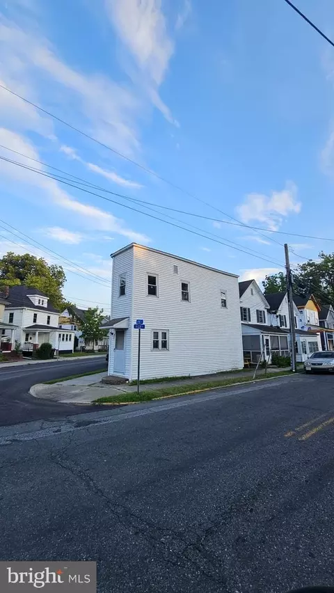401 Pine St, Cambridge, MD 21613 photo 2