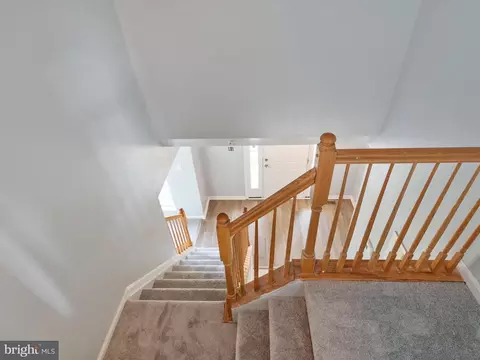 Entry Way - 1002 Miles Ave, Cambridge, MD 21613 photo 3 of 3