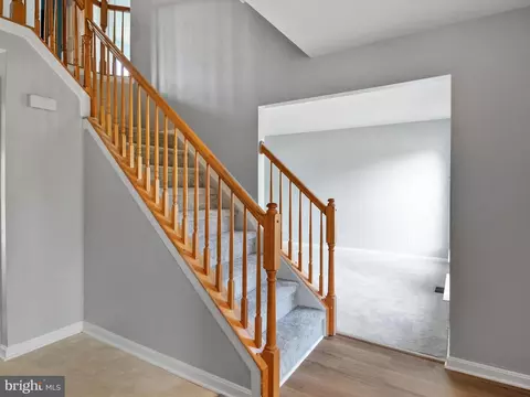 Entry Way - 1002 Miles Ave, Cambridge, MD 21613 photo 1 of 3