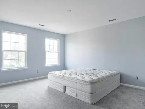 Bedroom - 1002 Miles Ave, Cambridge, MD 21613 photo 1 of 7
