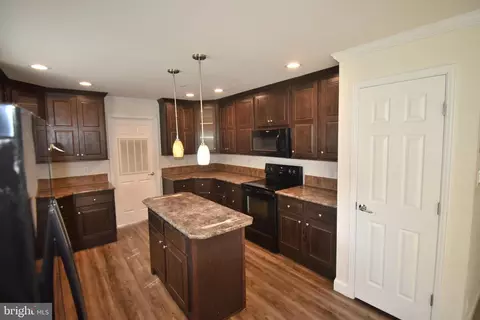 Kitchen - 6935 Hynson Rd, Hurlock, MD 21643 photo 1 of 1
