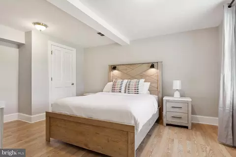 Bedroom - 5476 Ragged Point Rd, Cambridge, MD 21613 photo 1 of 8
