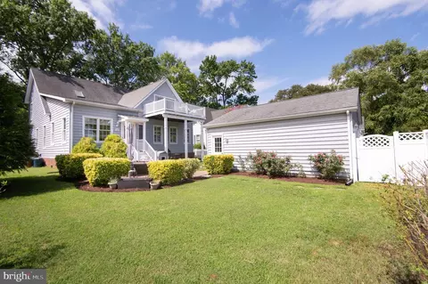 1005 Hambrooks Ave, Cambridge, MD 21613