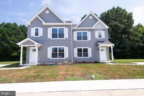 821 Parkway St, Cambridge, MD 21613 photo 2