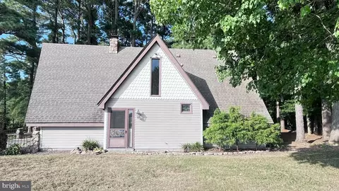 Exterior - 1716 Hudson Rd, Cambridge, MD 21613 photo 3 of 5