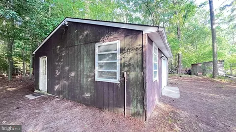 Exterior - 1716 Hudson Rd, Cambridge, MD 21613 photo 4 of 5