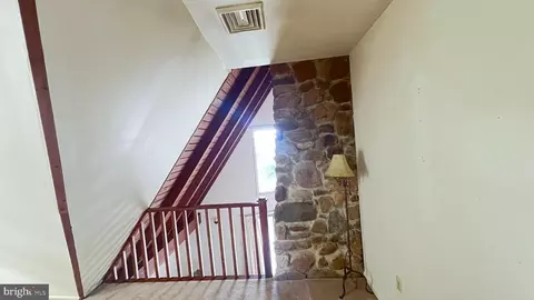 Entry Way - 1716 Hudson Rd, Cambridge, MD 21613 photo 11 of 11