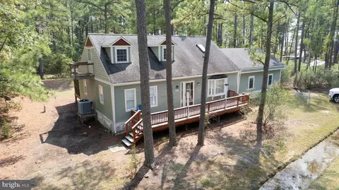 817 Seabreeze Rd, Cambridge, MD 21613