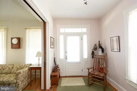 Entry Way - 104 Choptank Ave, Cambridge, MD 21613 photo 3 of 7