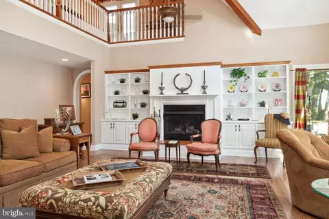 Living - 4913 Lee Ter, Woolford, MD 21677 photo 3 of 5