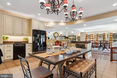 Dining - 4913 Lee Ter, Woolford, MD 21677 photo 4 of 5