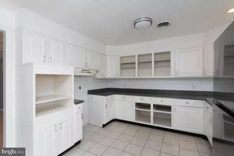 4236 Osborne Rd, Hurlock, MD 21643 photo 8