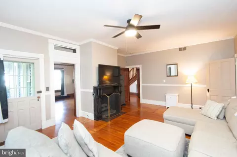 217 S Main St, Hurlock, MD 21643 photo 6