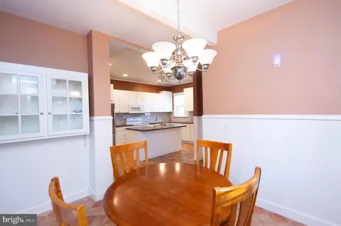 217 S Main St, Hurlock, MD 21643 photo 12