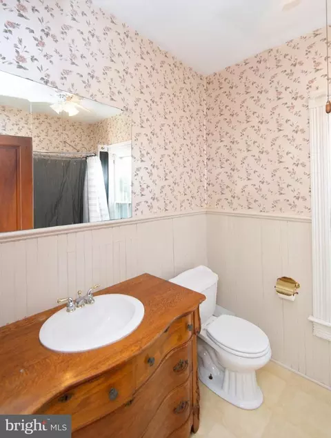 217 S Main St, Hurlock, MD 21643 photo 34