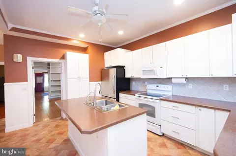 217 S Main St, Hurlock, MD 21643 photo 13