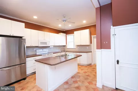 217 S Main St, Hurlock, MD 21643 photo 14