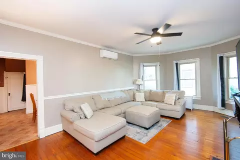 217 S Main St, Hurlock, MD 21643 photo 4