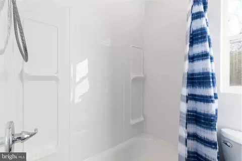 Bath - 4893 Centennial Rd, Vienna, MD 21869 photo 2 of 2