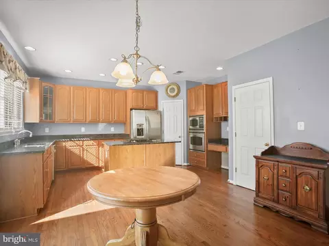 Kitchen - 400 Caribbean Ave, Cambridge, MD 21613 photo 2 of 7