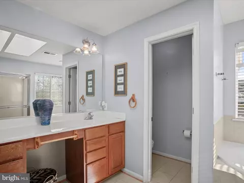 Bath - 400 Caribbean Ave, Cambridge, MD 21613 photo 5 of 5