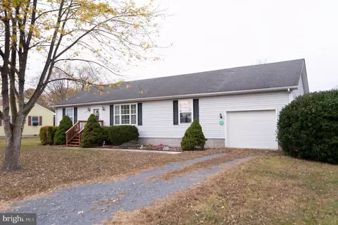 Exterior - 118 Jackson St, Hurlock, MD 21643 photo 2 of 4