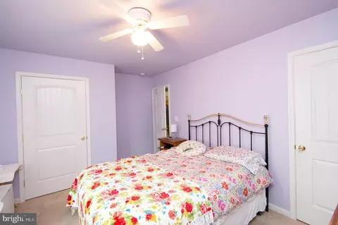 Bedroom - 118 Jackson St, Hurlock, MD 21643 photo 7 of 11