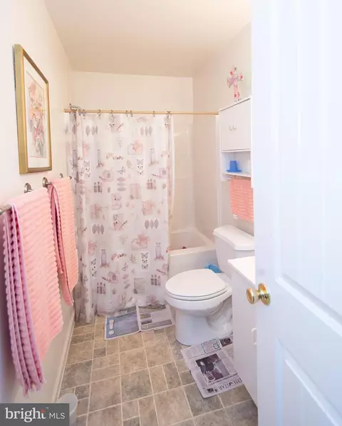 Bath - 118 Jackson St, Hurlock, MD 21643 photo 1 of 2