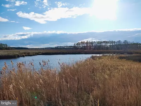 Hoopers Island Rd, Church Creek, MD 21622