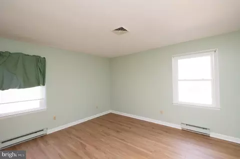 Bedroom - 5546 Bonnie Brook Rd, Cambridge, MD 21613 photo 5 of 9