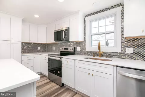 Kitchen - 202 Taylor Ave, Hurlock, MD 21643 photo 7 of 7