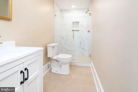 Bath - 202 Taylor Ave, Hurlock, MD 21643 photo 1 of 8