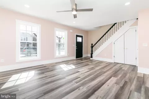Living - 202 Taylor Ave, Hurlock, MD 21643 photo 2 of 5