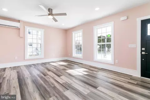 Living - 202 Taylor Ave, Hurlock, MD 21643 photo 4 of 5