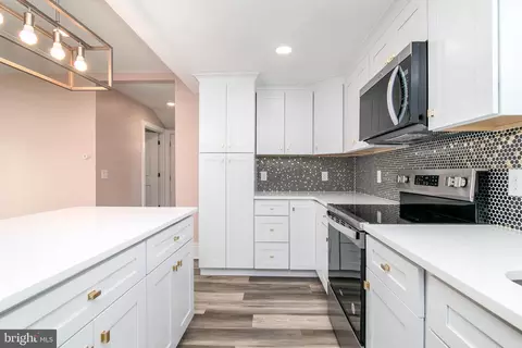 Kitchen - 202 Taylor Ave, Hurlock, MD 21643 photo 3 of 7