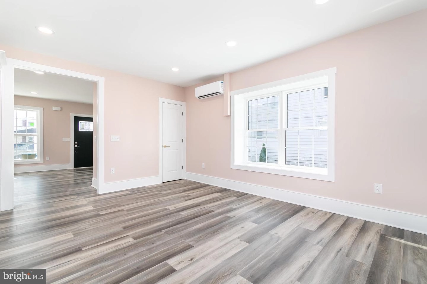 Living - 202 Taylor Ave, Hurlock, MD 21643 photo 5 of 5
