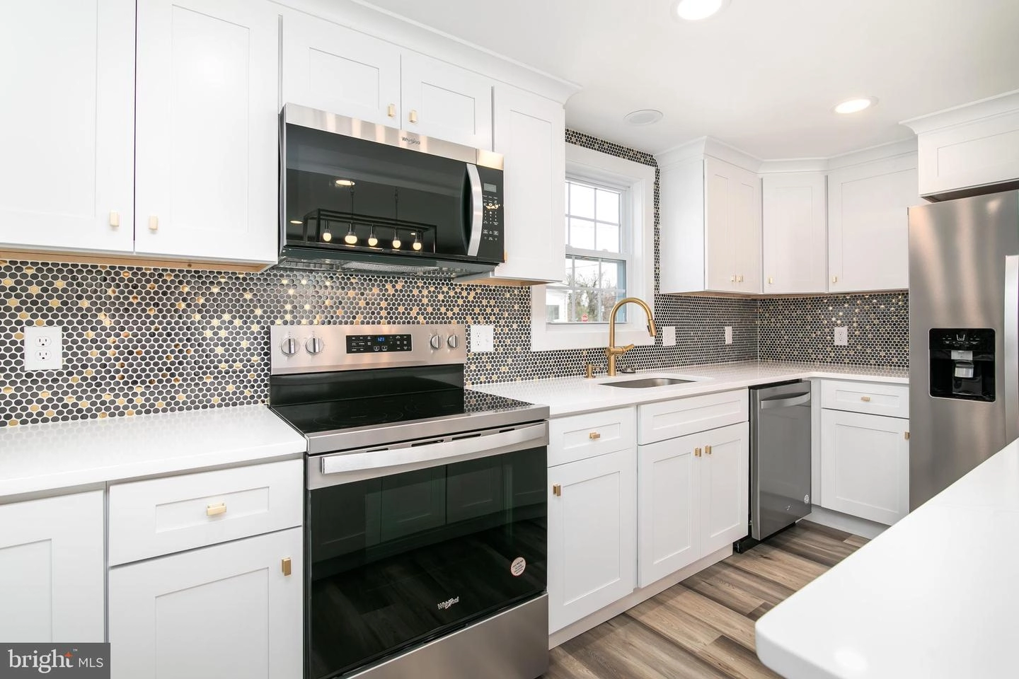 Kitchen - 202 Taylor Ave, Hurlock, MD 21643 photo 2 of 7