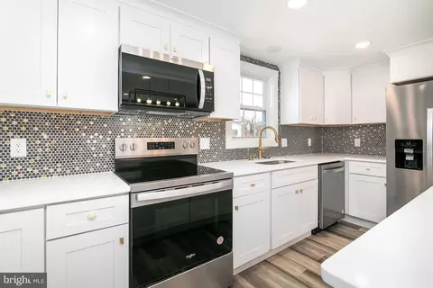 Kitchen - 202 Taylor Ave, Hurlock, MD 21643 photo 2 of 7