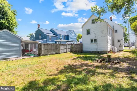 Exterior - 519 Pine St, Cambridge, MD 21613 photo 4 of 4