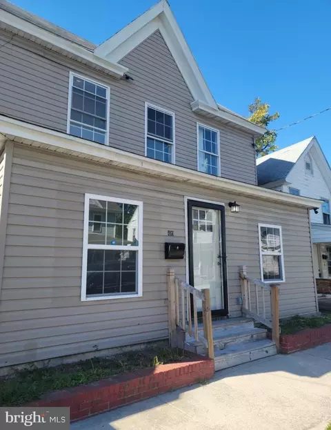 409 Pine St, Cambridge, MD 21613 photo 1