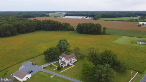 6912 Hubbard Rd, Hurlock, MD 21643