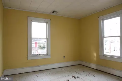 Bedroom - 415 S Main St, Hurlock, MD 21643 photo 2 of 4