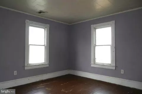 Bedroom - 415 S Main St, Hurlock, MD 21643 photo 3 of 4