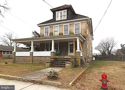 218 S Main St, Hurlock, MD 21643 photo 2