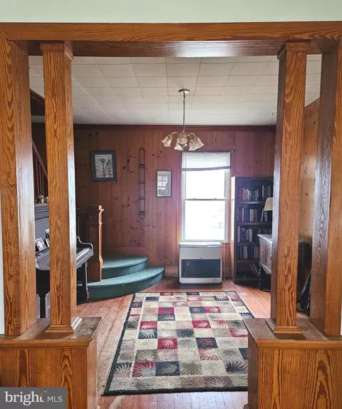 218 S Main St, Hurlock, MD 21643 photo 11