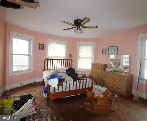 218 S Main St, Hurlock, MD 21643 photo 19