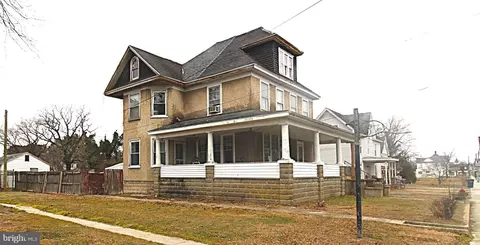 218 S Main St, Hurlock, MD 21643 photo 3